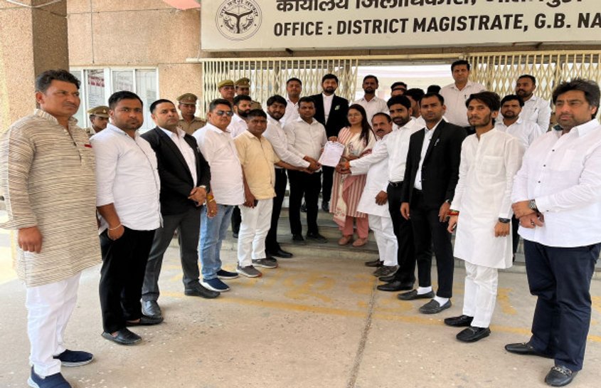 इस संगठन ने CM योगी के नाम सौंपा ज्ञापन, पुलिस वालों पर FIR और जेल भेजने की मांगने ब्रांड 