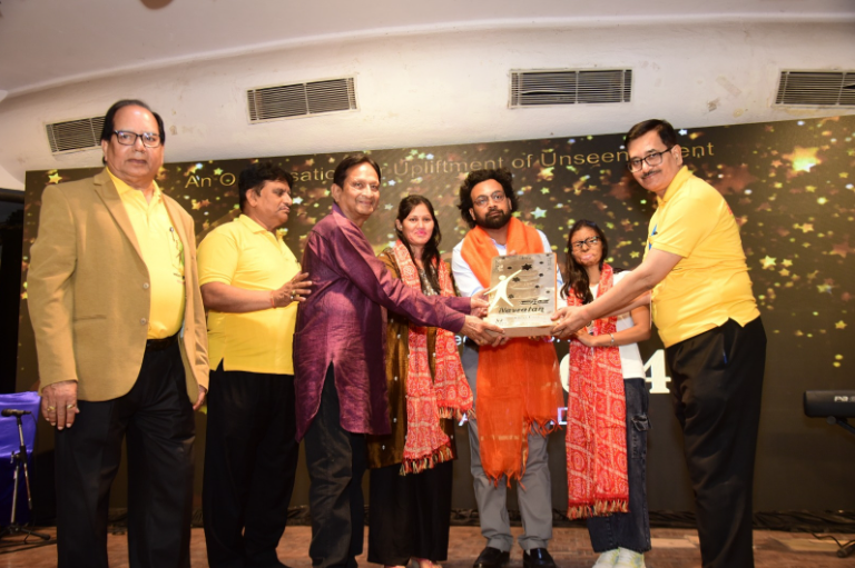 नवरत्न फाउंडेशन्स ने धूमधाम से मनाया 22वां वार्षिक महोत्सव, सामाजिक नायकों को किया गया सम्मानितने ब्रांड 
