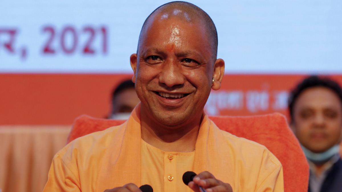 'यह उनकी अज्ञानता को दर्शाता है', सपा नेता के संगोल वाले बयान पर CM योगी का पलटवारने ब्रांड 