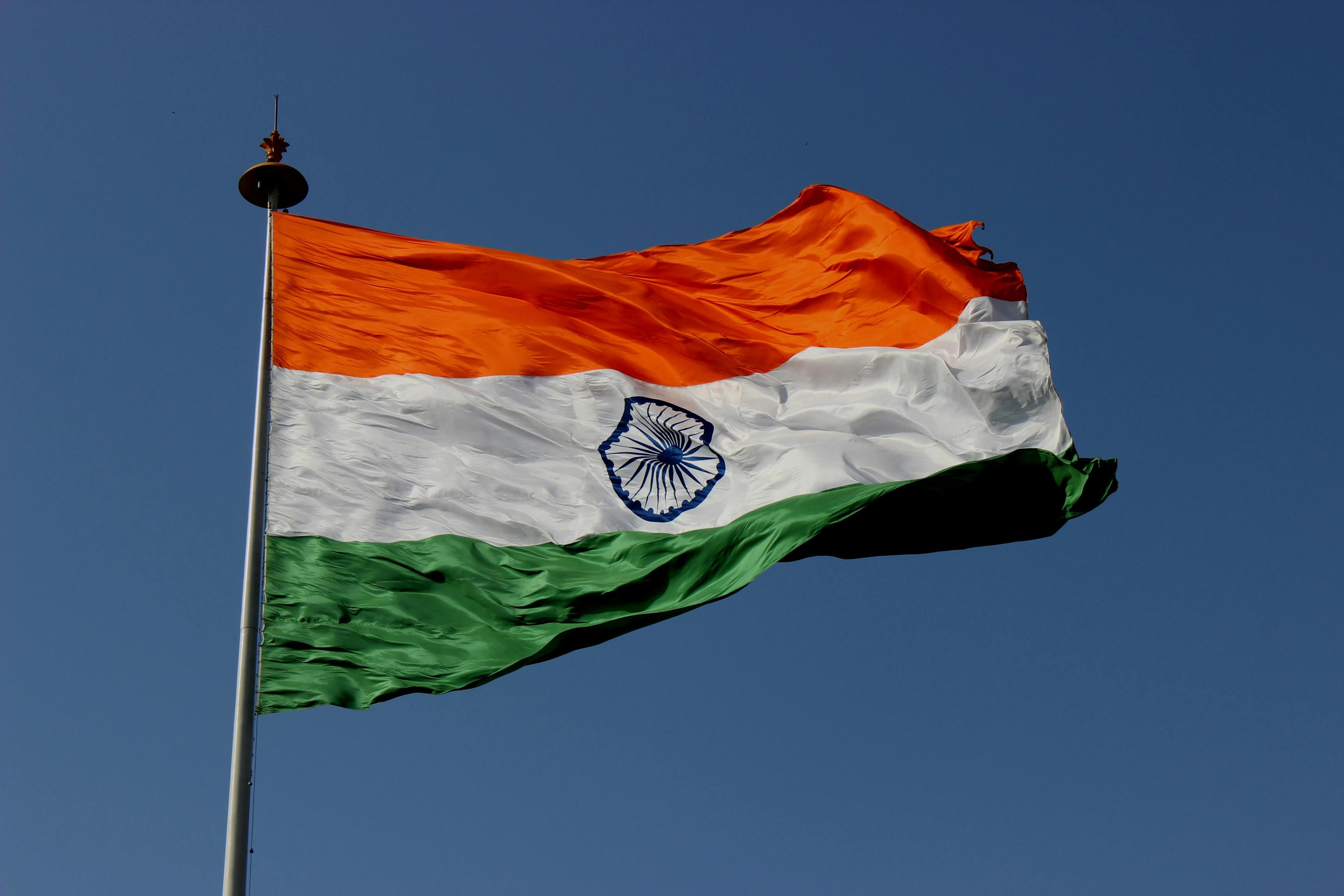 स्वतंत्रता दिवस पर ये खास मैसेज भेजकर दें अपनो को शुभकामना संदेशने ब्रांड 